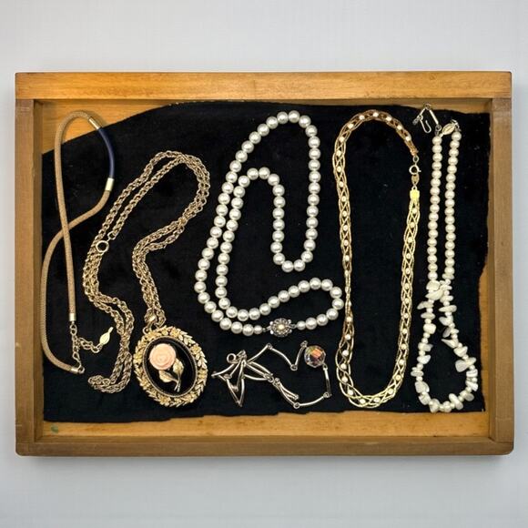 Vintage Avon Sarah Coventry Jewelry Wearable Lot Earring Necklace Brooch - Picture 6 of 13